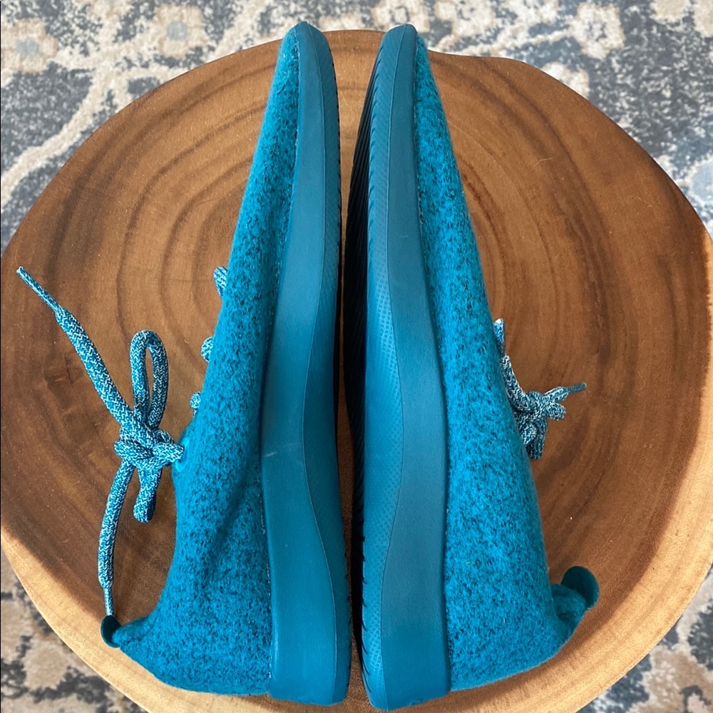 Allbirds Teal Blue Sneakers Minimalist Design - Picture 4 of 7